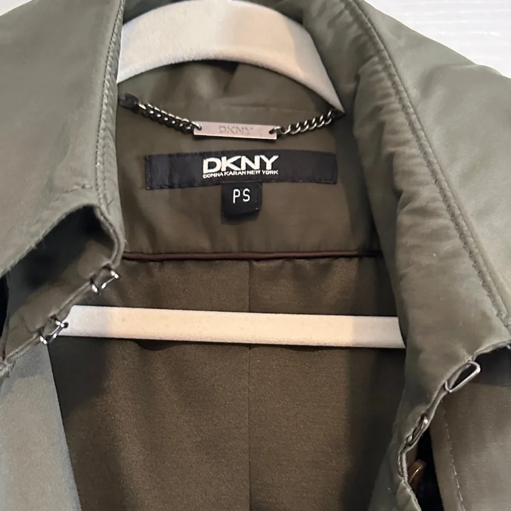 DKNY Women's Dark Green Trench Coat - Picture 4 of 7